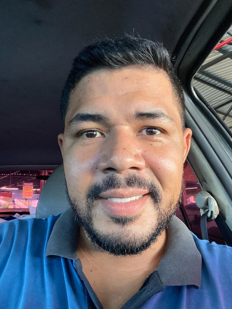Fernando de Mello, o Fernandinho Adesivos